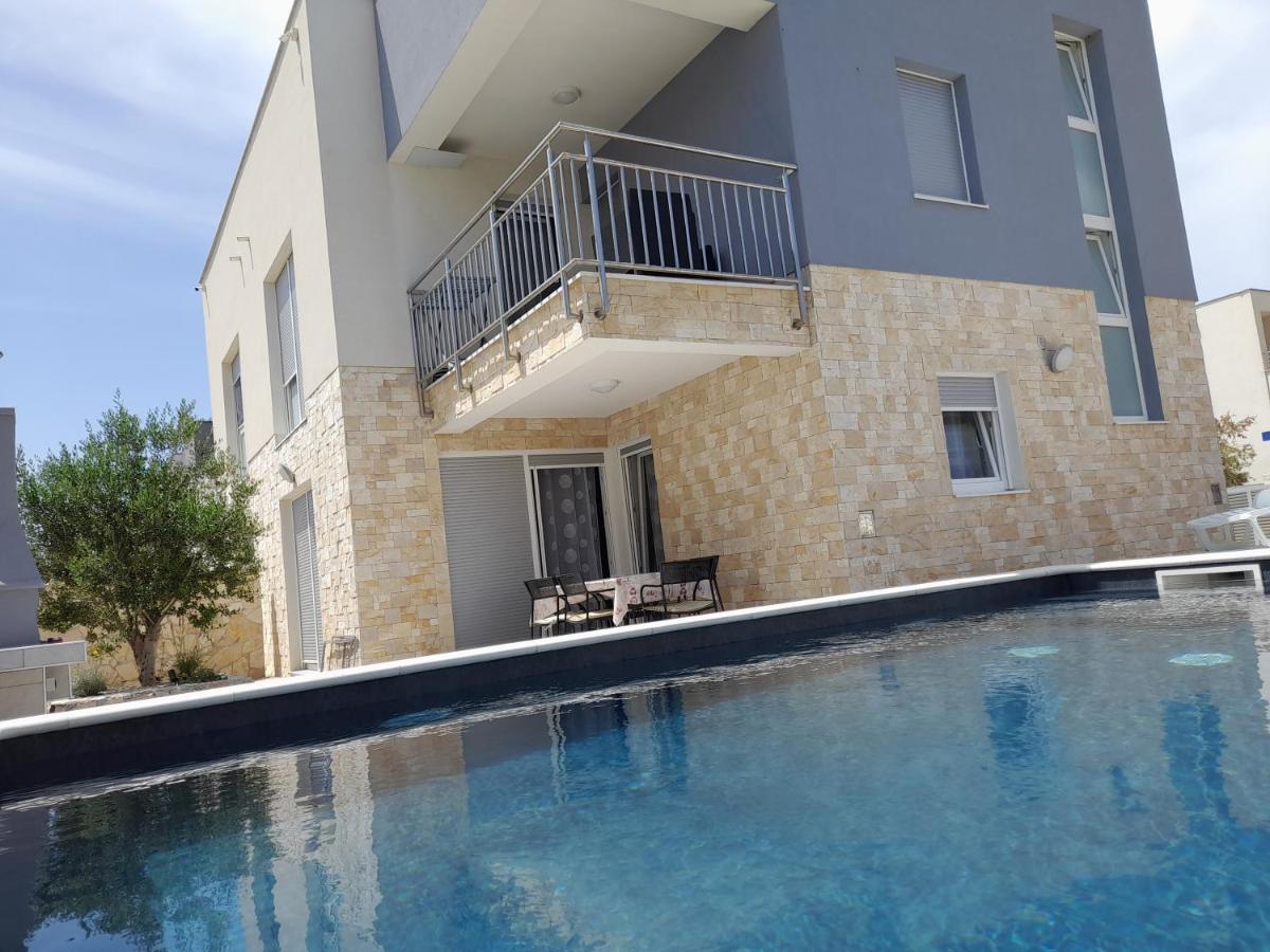 Villa Rosa Privlaka  Exteriör bild