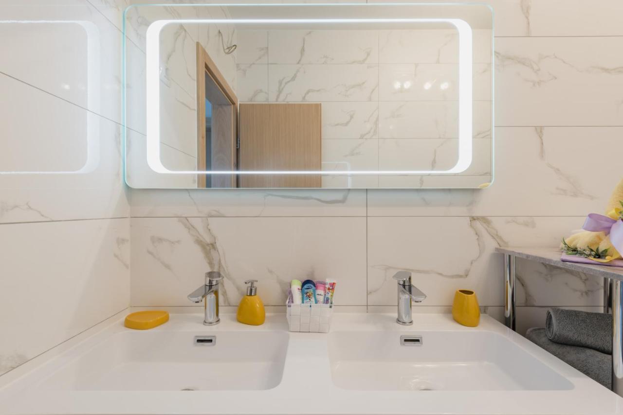 Villa Rosa Privlaka  Exteriör bild