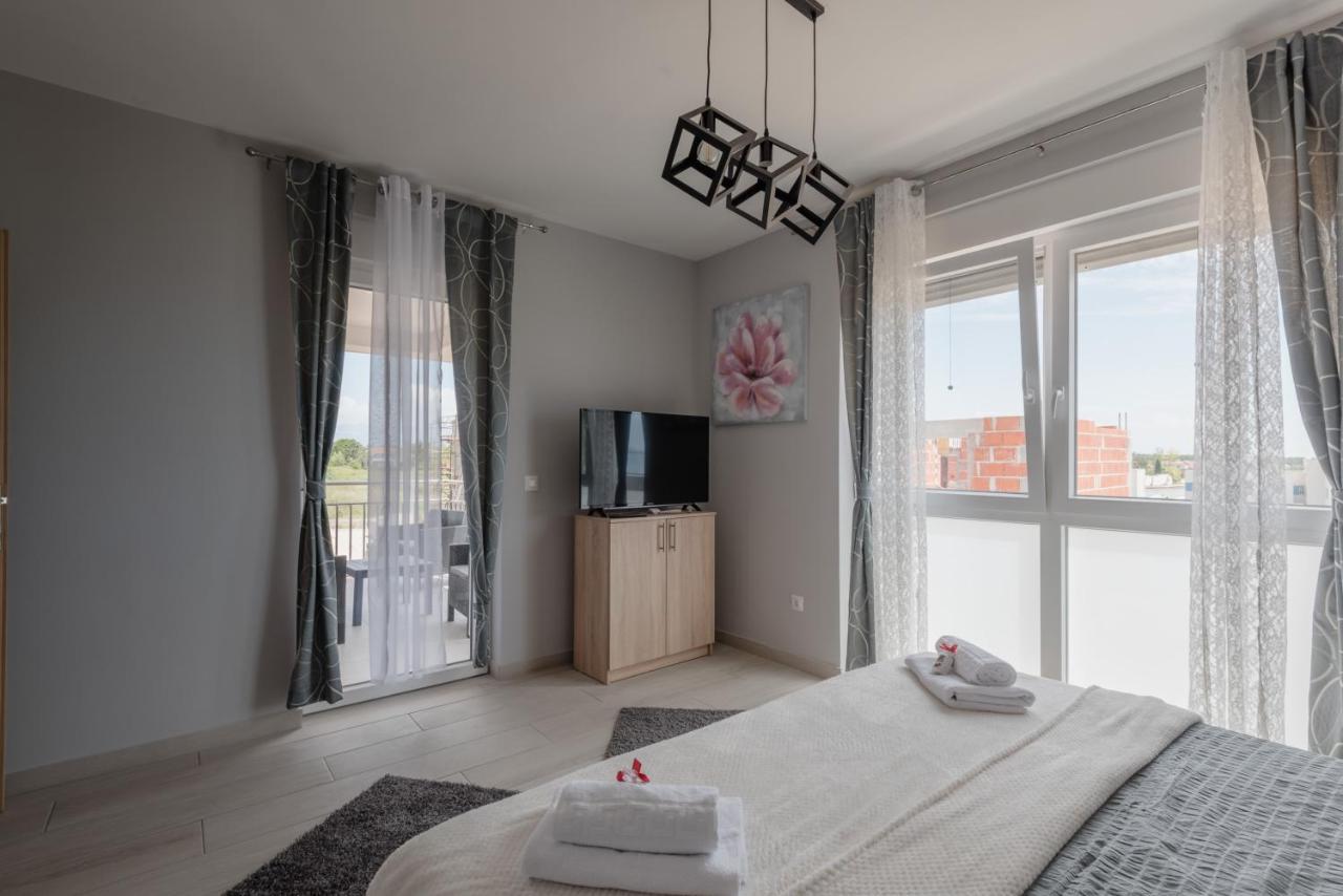 Villa Rosa Privlaka  Exteriör bild